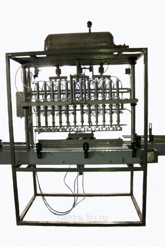 Автомат розлива газ/негаз воды 2000 бут/час линейного типа с дозатором сиропа